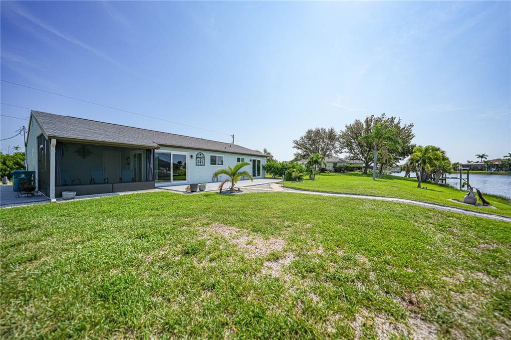 15460 ALSACE CIRCLE photo 14