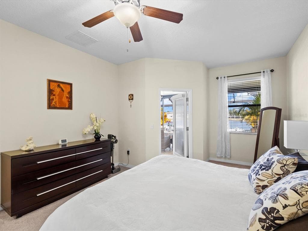 1716 HADDEN HALL PLACE photo 20