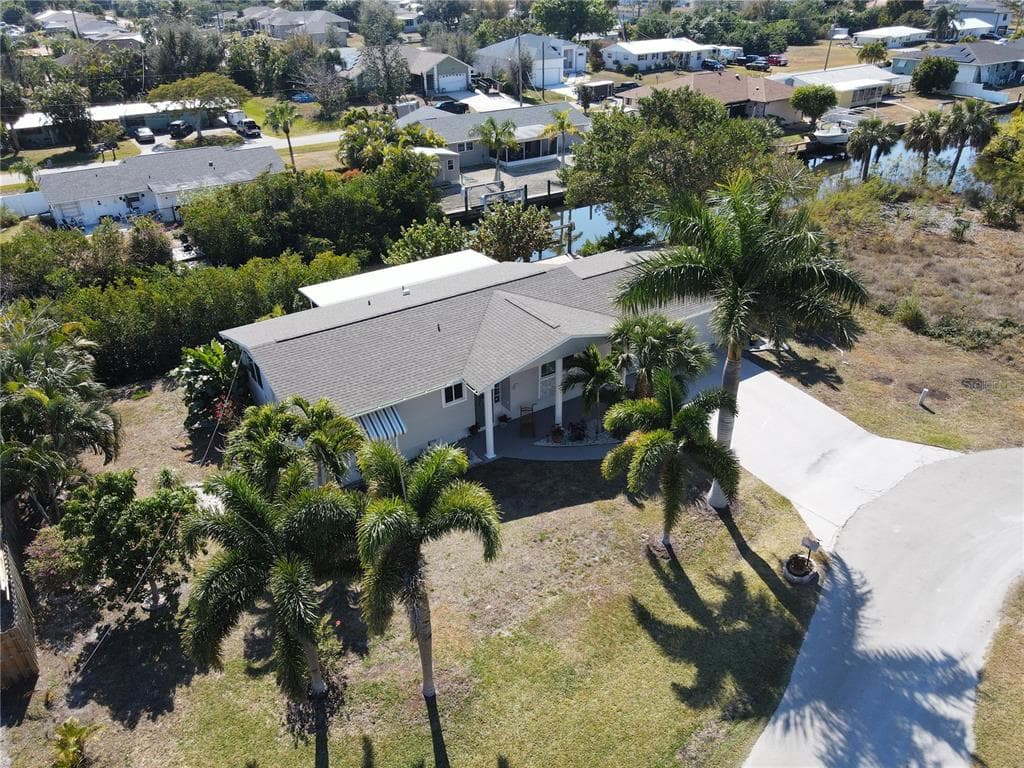 621 STURGEON PLACE photo 6