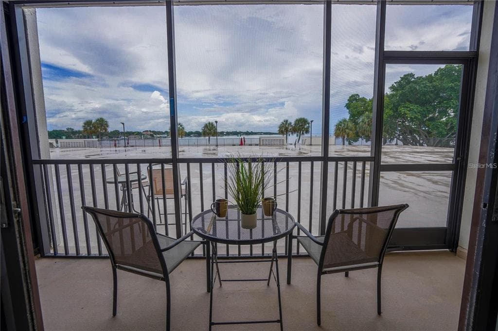 7100 SUNSHINE SKYWAY LANE S 201 photo 24