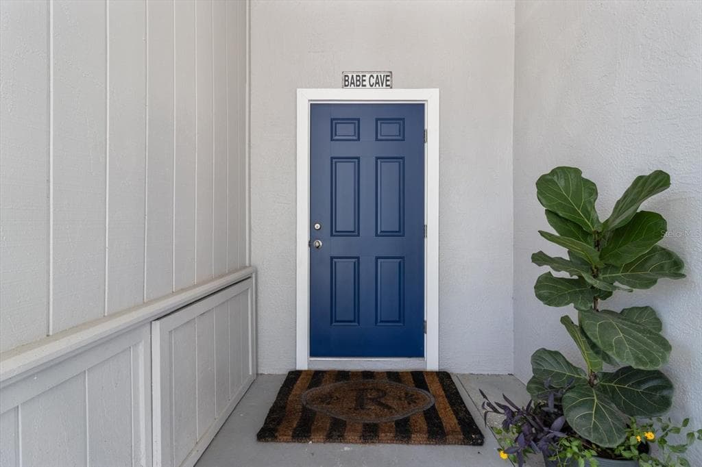 7305 TROPICAL DRIVE 4