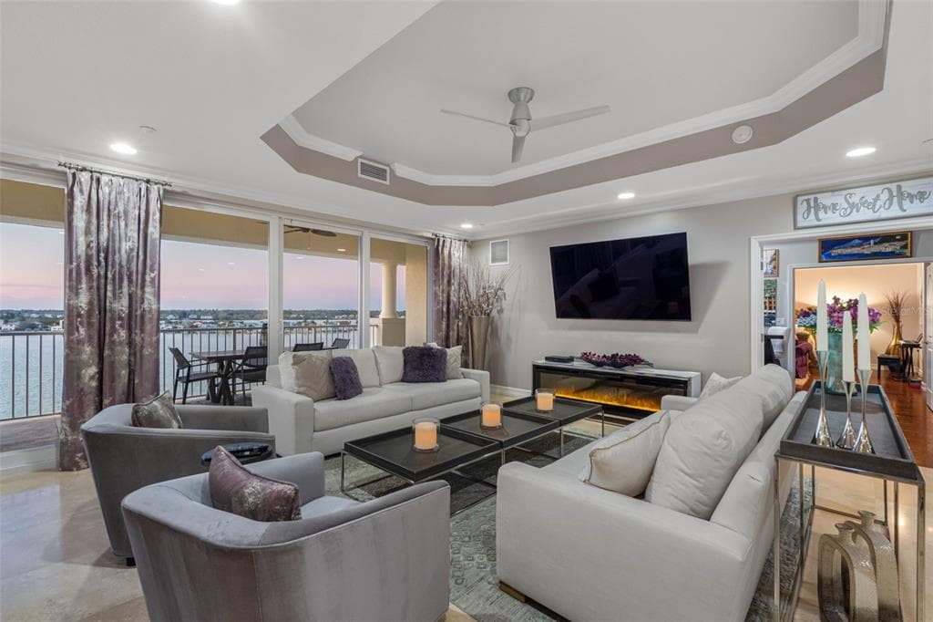 17717 GULF BOULEVARD #702 3