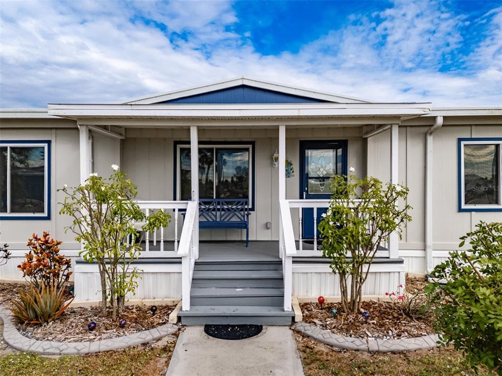 143 E SAINT ANNES CIR 1