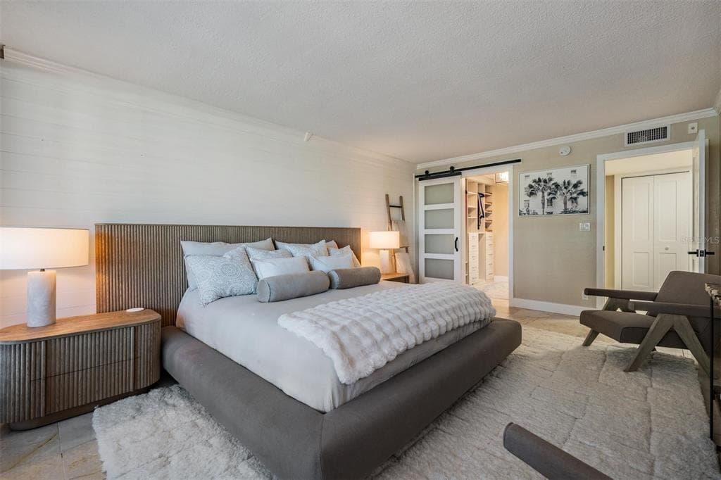 1400 GULF BOULEVARD 109 photo 24