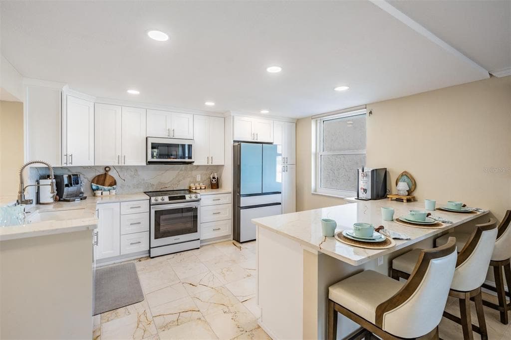 1400 GULF BOULEVARD 109 photo 14