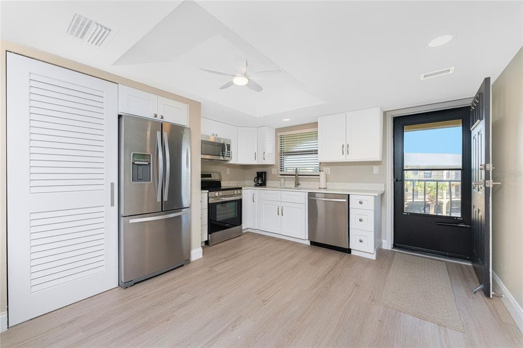 14459 RIVER BEACH DRIVE C218 photo 4