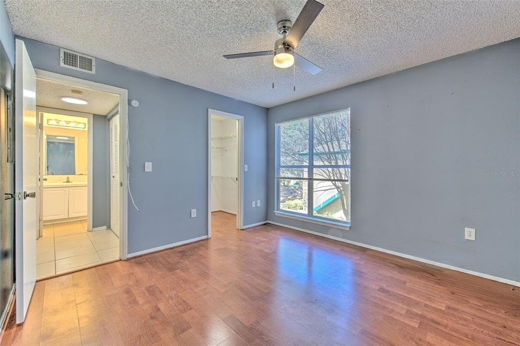10028 STRAFFORD OAK COURT 716 photo 20