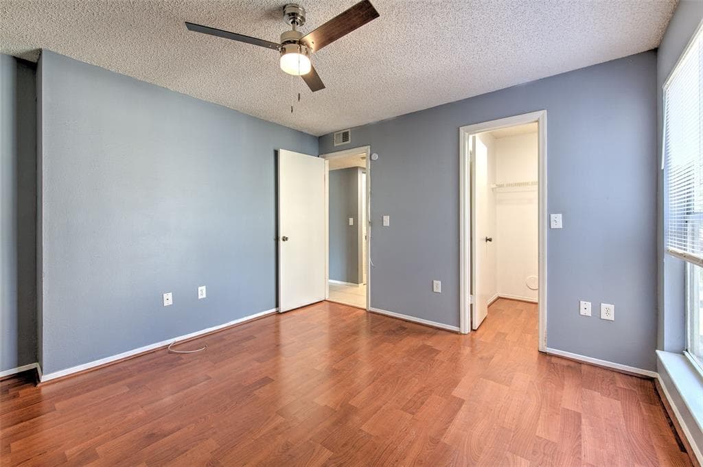 10028 STRAFFORD OAK COURT 716 photo 21