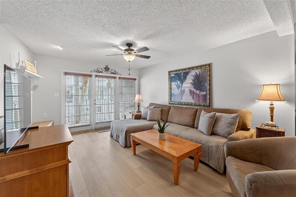 17960 GULF BOULEVARD 119 photo 24