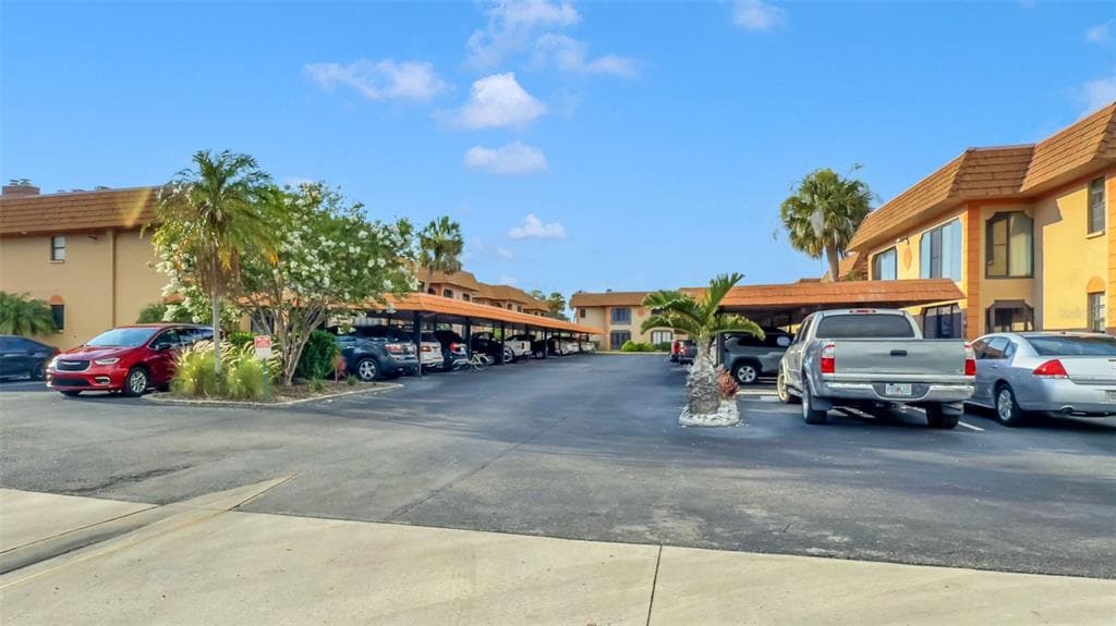 10192 SEMINOLE ISLAND DRIVE #10192 4