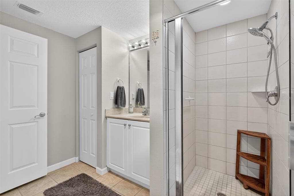 80 SURFVIEW DRIVE 811 photo 22
