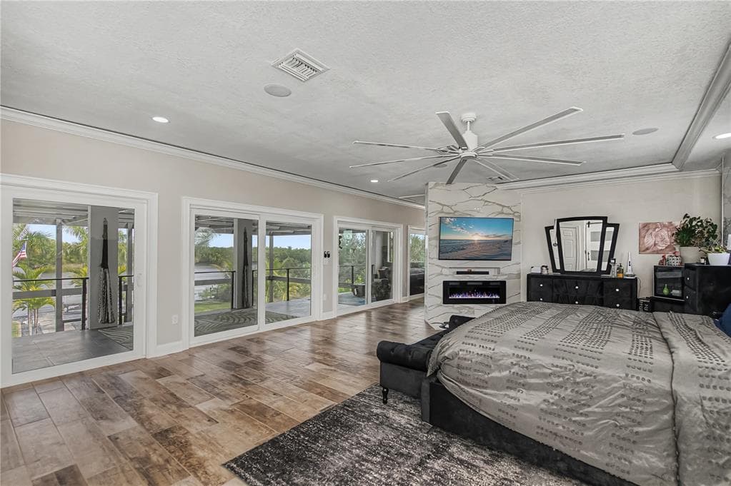 2424 HARBOUR DRIVE photo 14