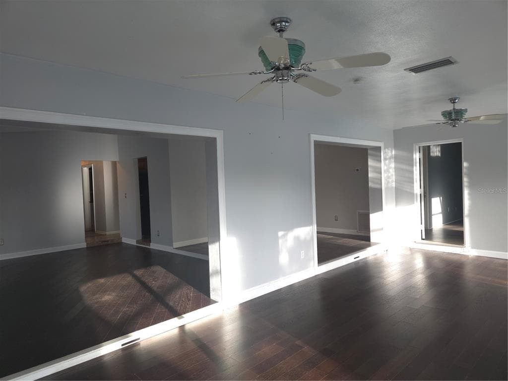 2075 N KEENE ROAD photo 5