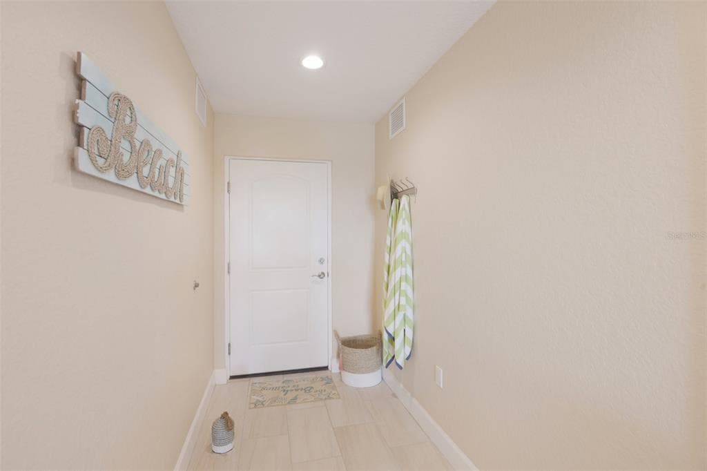 19519 GULF BOULEVARD 202 photo 10