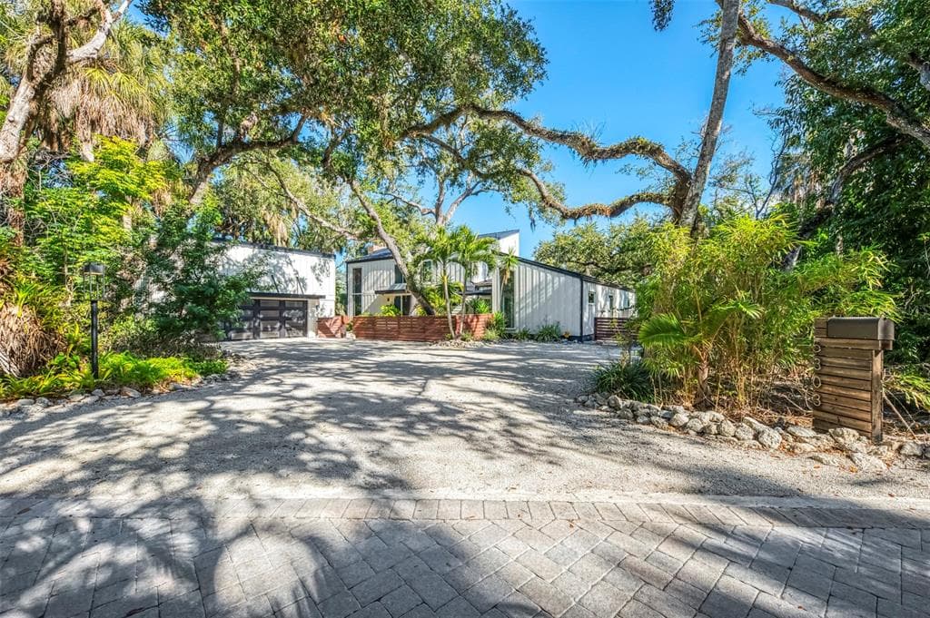 5303 HIDDEN HARBOR ROAD 1
