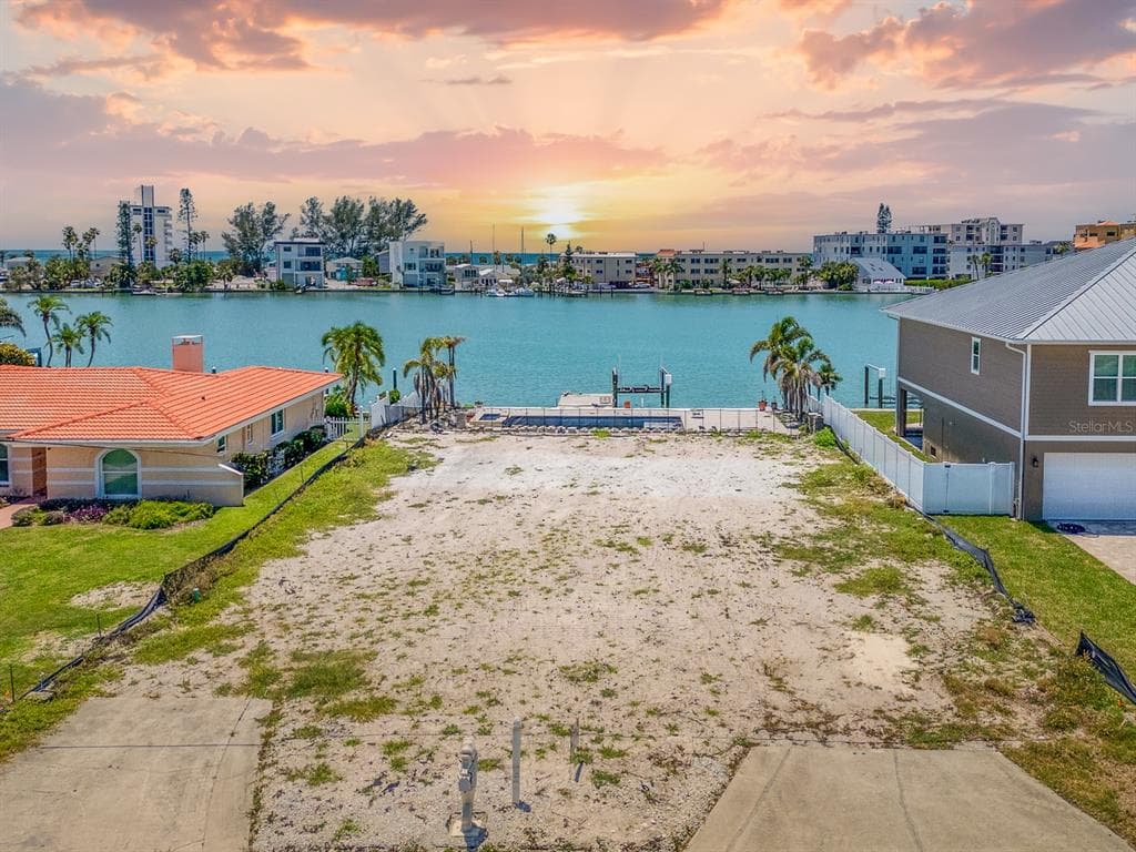 10126 TARPON DRIVE 5