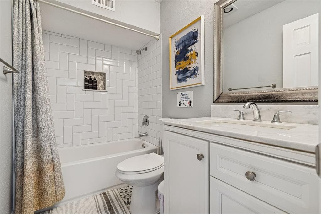 330 6TH AVENUE photo 14