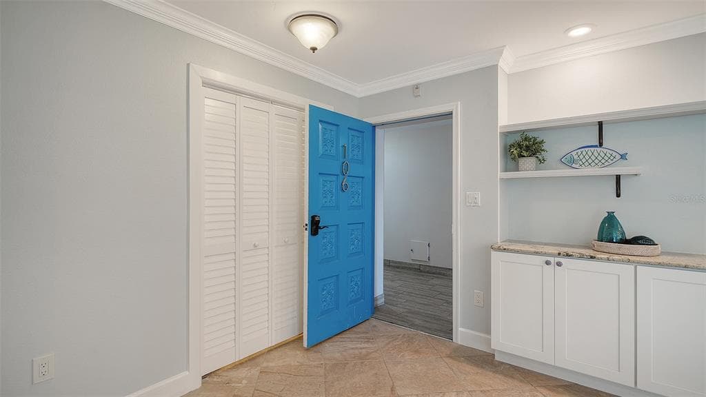 225 HOURGLASS WAY 106 photo 6