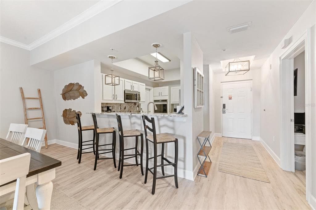 102 YACHT HARBOR DRIVE #176 5