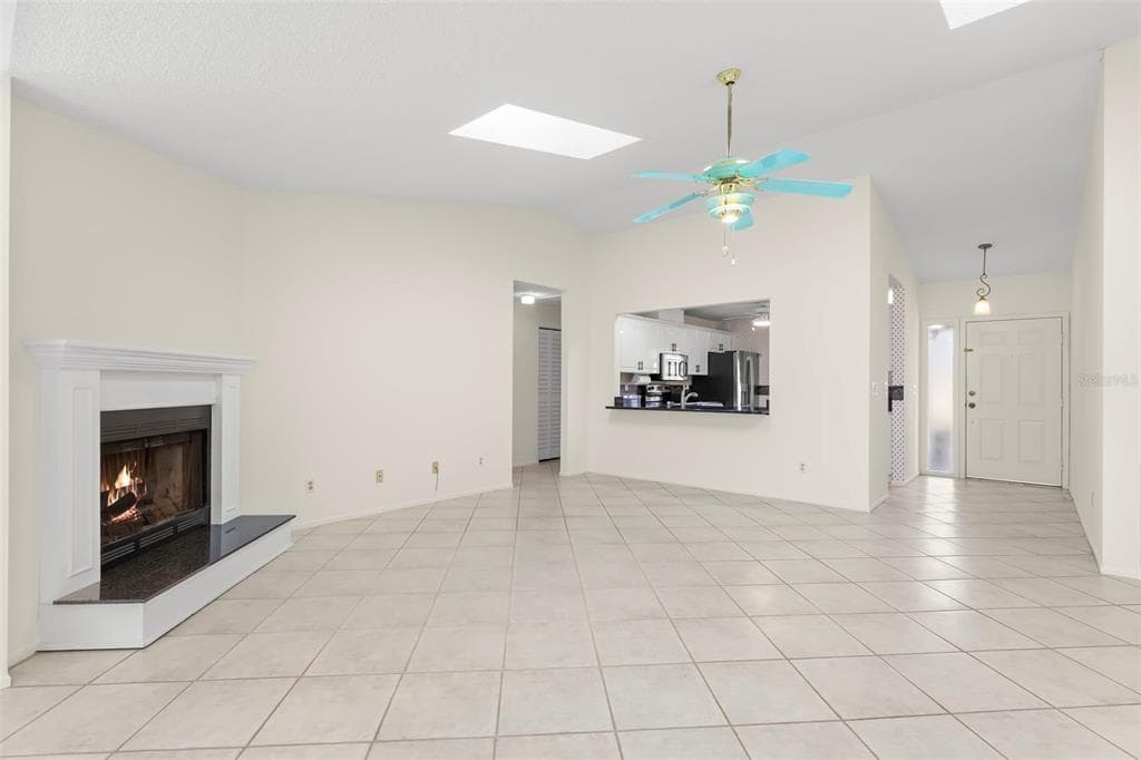 523 PADUA CIRCLE NE photo 6