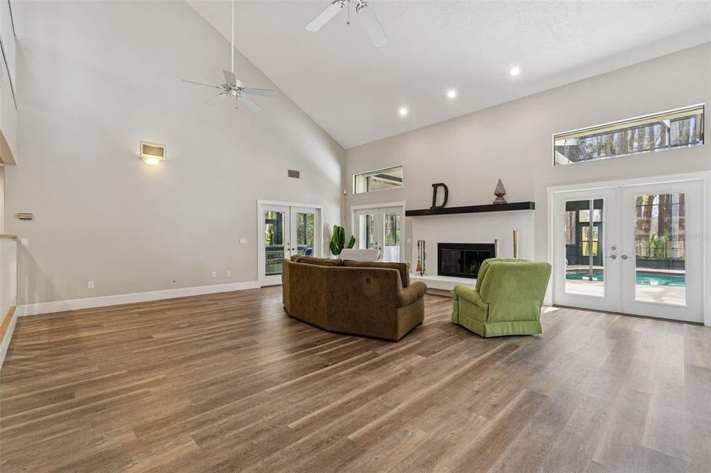 3812 LITTLE ROAD photo 16