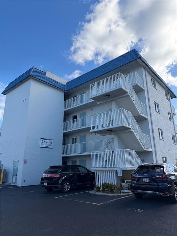 800 BAYWAY BOULEVARD 16 photo 2