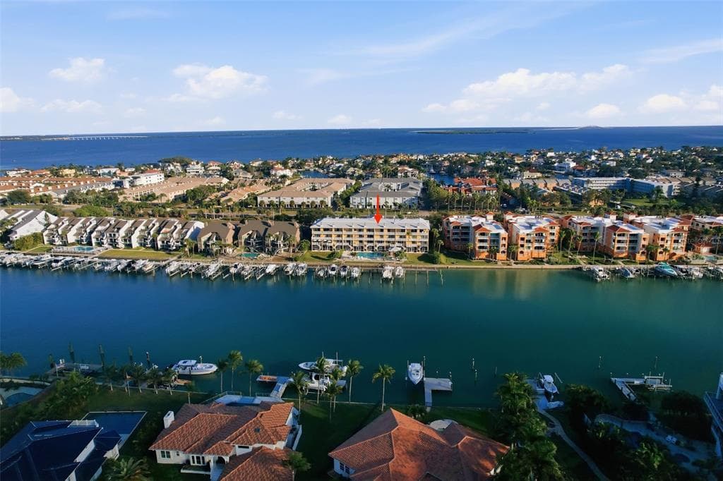 544 PINELLAS BAYWAY S TH13 photo 4