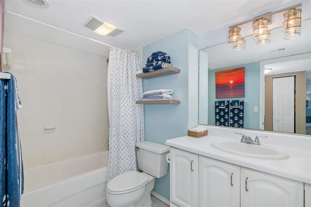 51 ISLAND WAY 108 photo 9