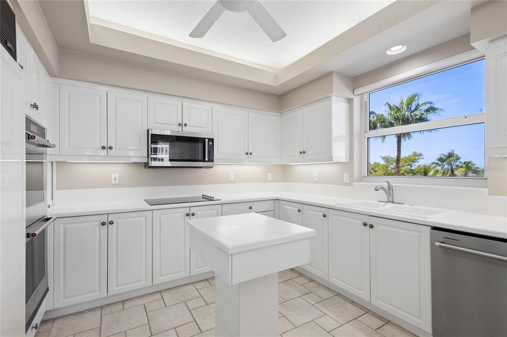 3010 GRAND BAY BOULEVARD 432 photo 13