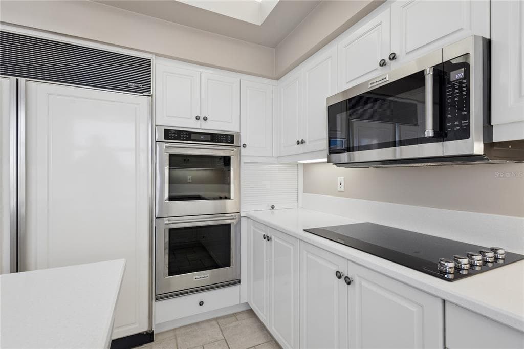 3010 GRAND BAY BOULEVARD 432 photo 15
