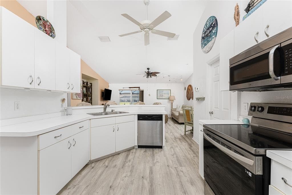 9300 MIAMI CIRCLE photo 7