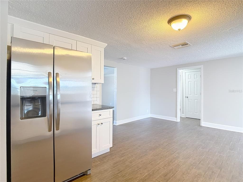 13732 PLUMOSA AVENUE photo 20
