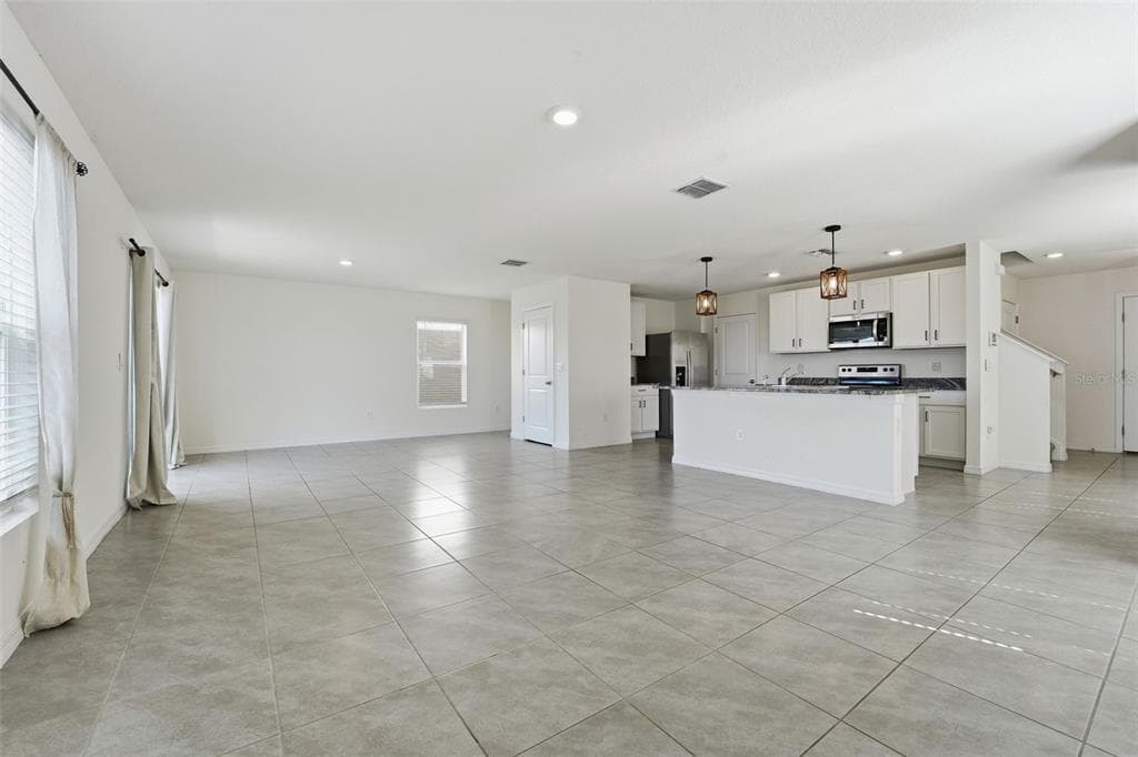 10215 CHARLOTTE DRIVE photo 13