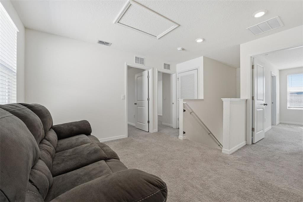 10215 CHARLOTTE DRIVE photo 17