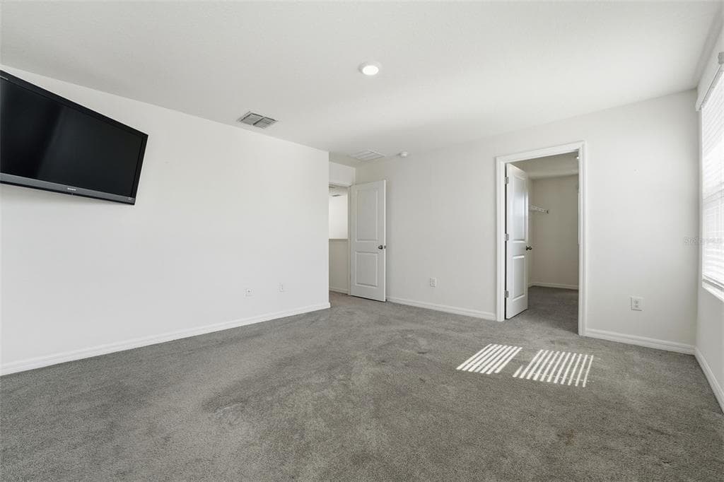 10215 CHARLOTTE DRIVE photo 21