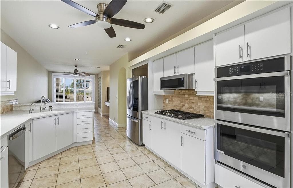 380 GULF OF MEXICO DRIVE 515 photo 18