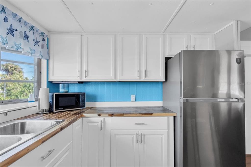 6627 TOWER DRIVE photo 19