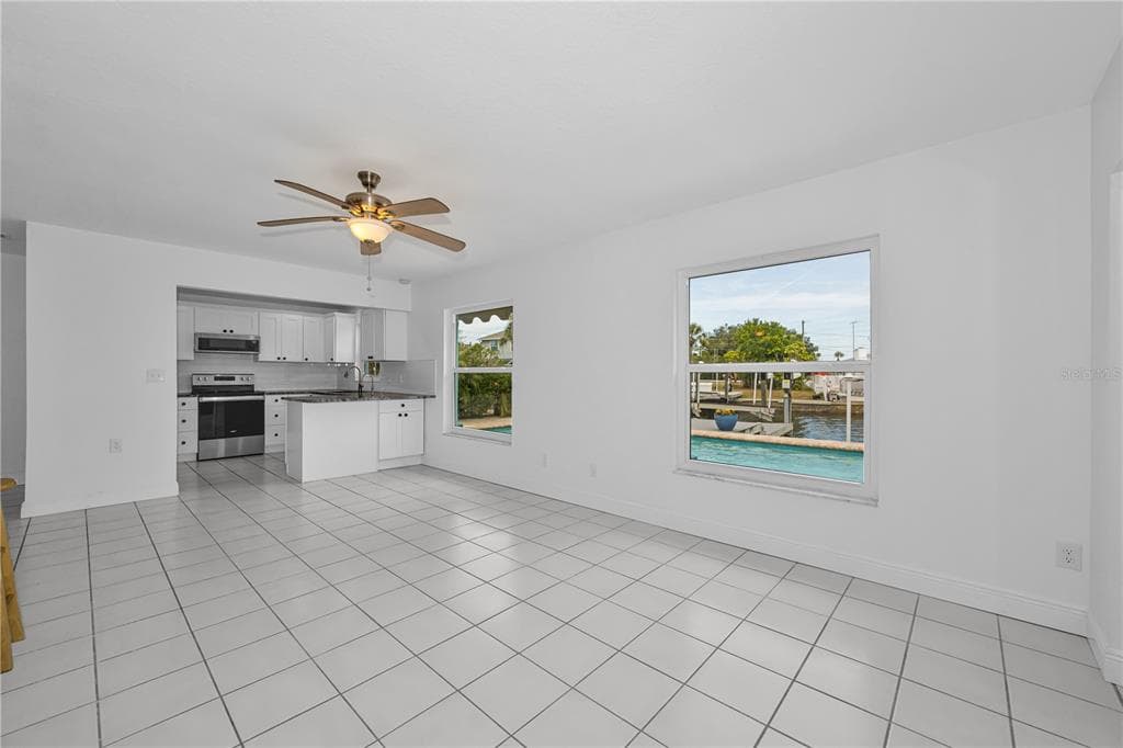 4909 SHOREVIEW COURT photo 18