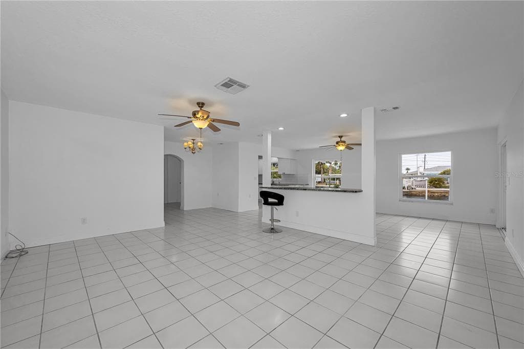 4909 SHOREVIEW COURT photo 8