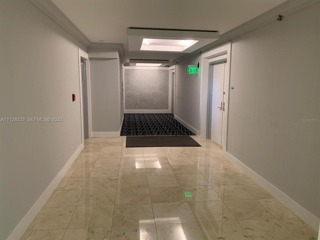 8877 COLLINS AVENUE 506 photo 6