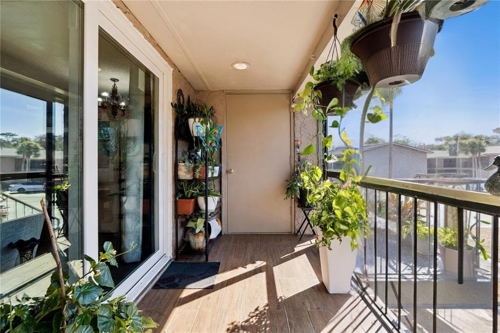 1158 CALLE DEL NORTE C photo 9