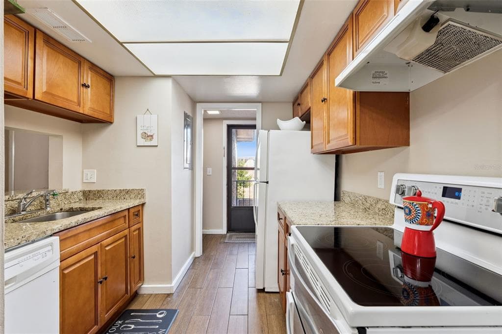 1158 CALLE DEL NORTE C photo 15