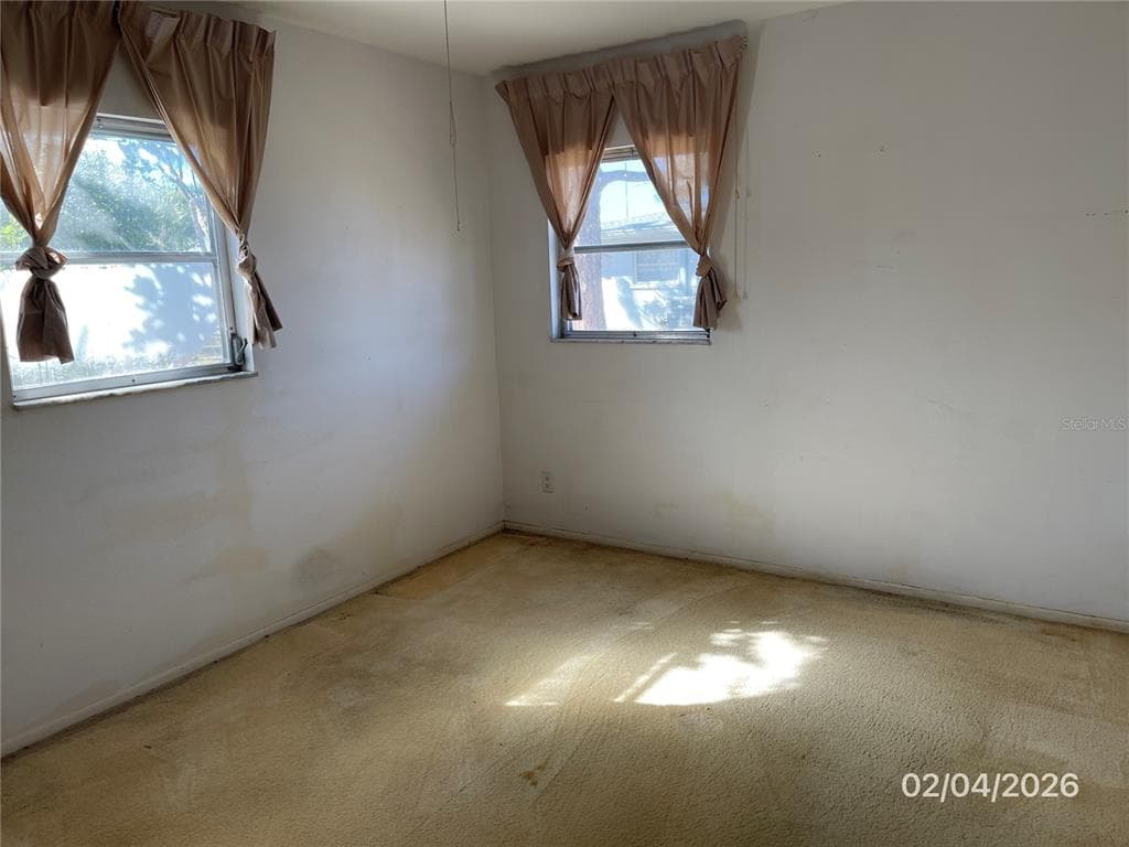 1708 CAMBRIDGE DRIVE photo 11