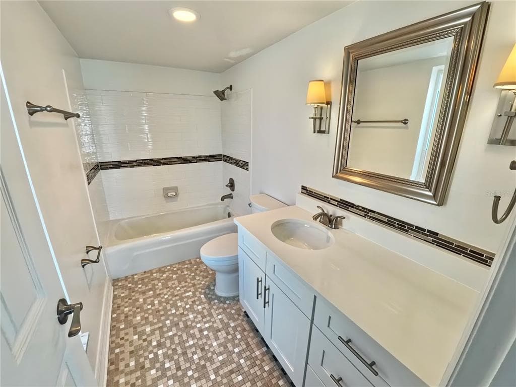 464 N PAULA DRIVE 115 photo 18
