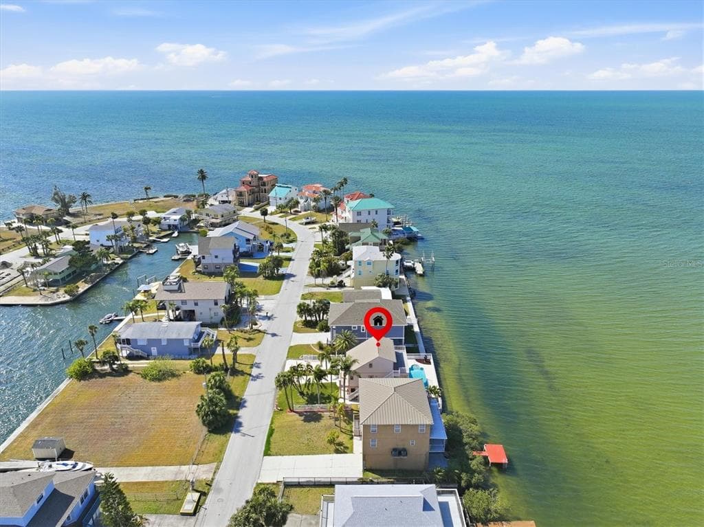 6511 DRIFTWOOD DRIVE photo 1