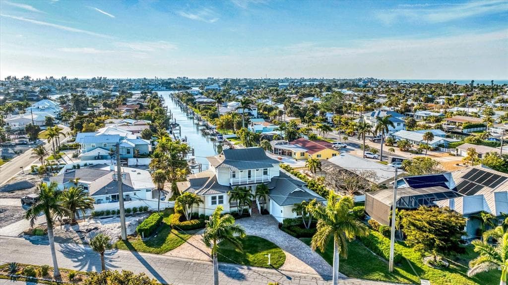 634 KEY ROYALE DRIVE 4