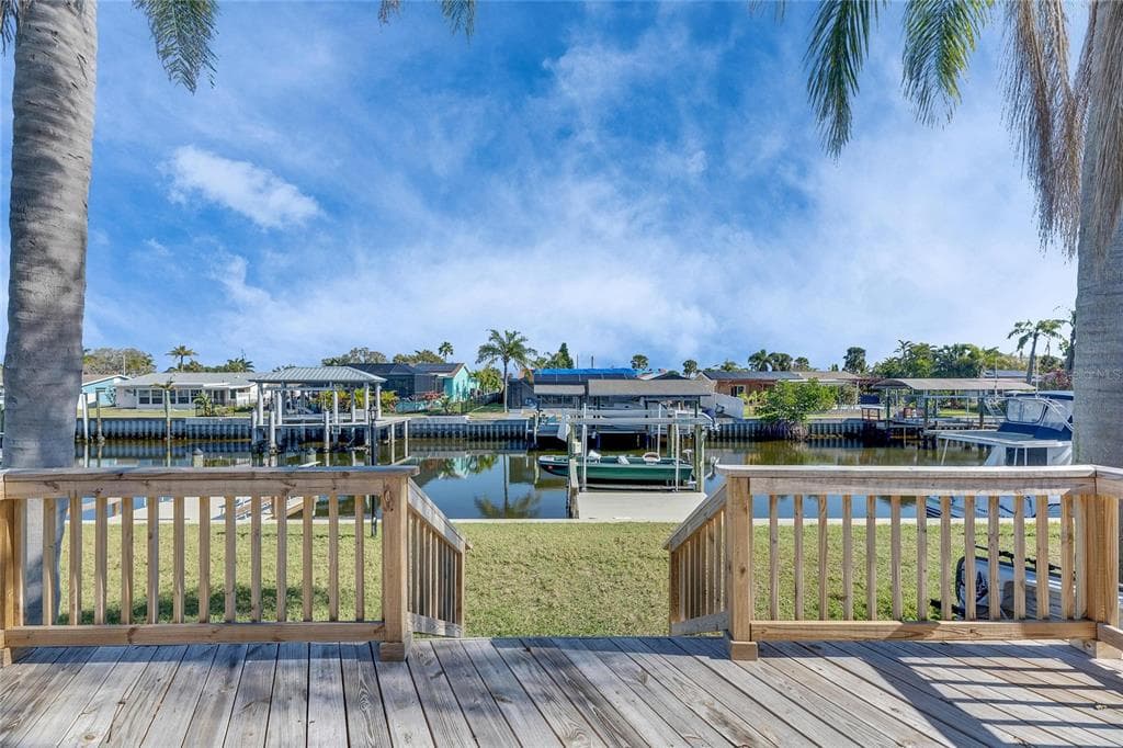 1025 APOLLO BEACH BOULEVARD #1 2