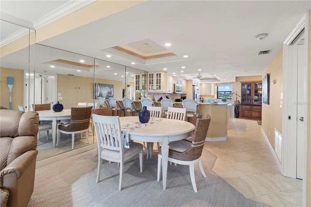 5790 MIDNIGHT PASS ROAD 208 photo 12