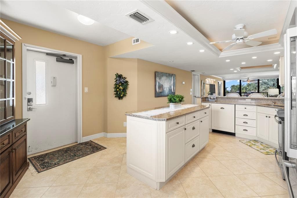 5790 MIDNIGHT PASS ROAD 208 photo 7