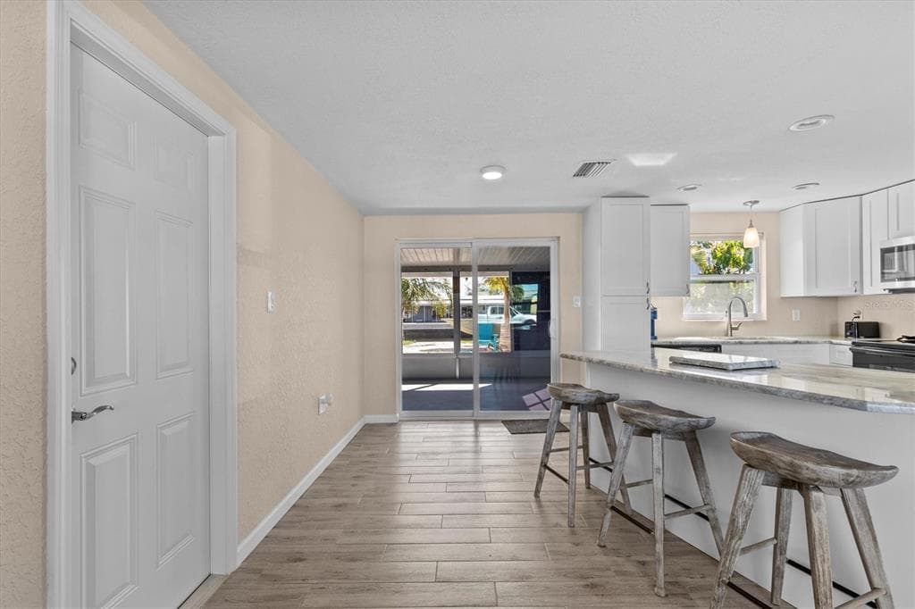 13604 MARIA DRIVE photo 24